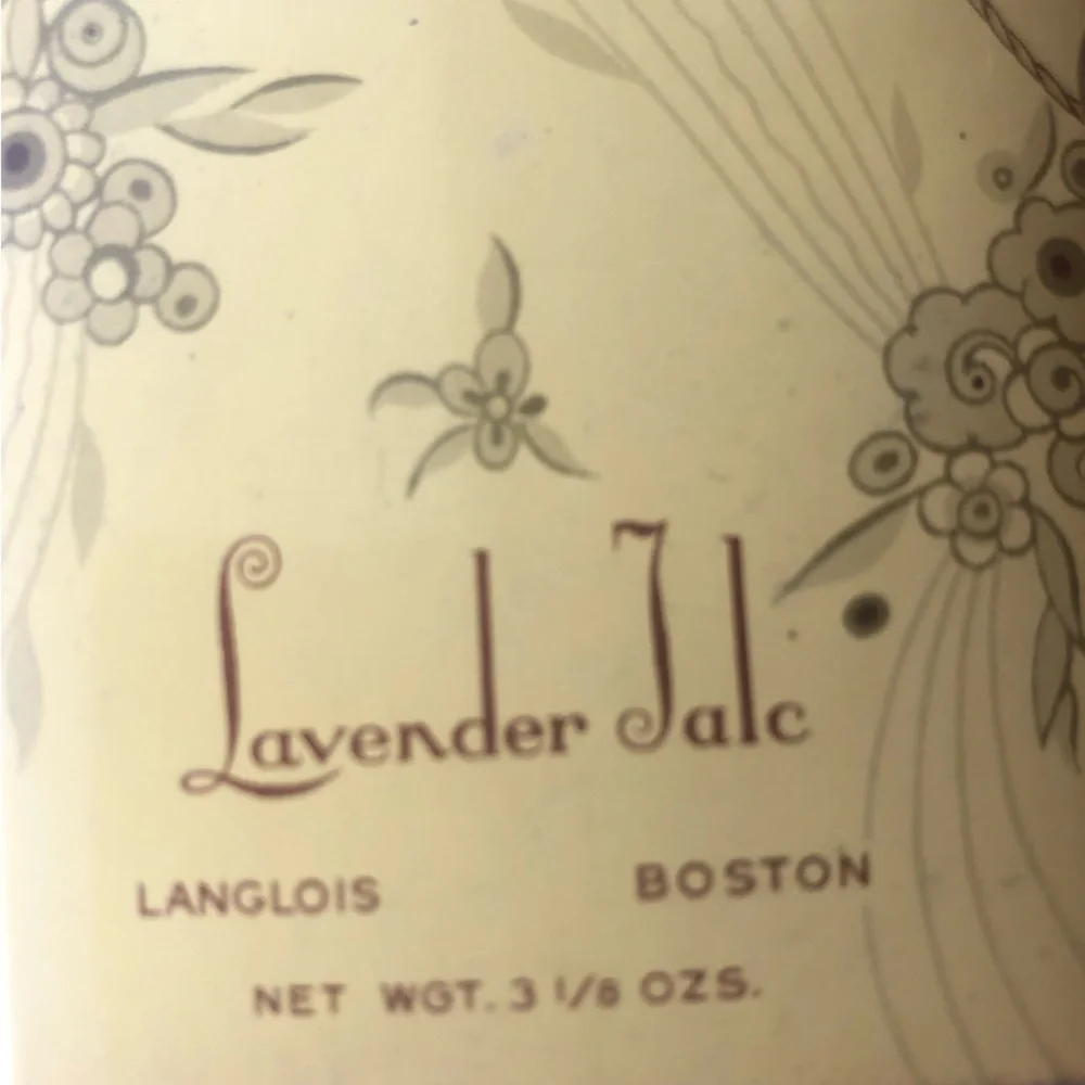 🌸VINTAGE Lavender Talc container 🌸